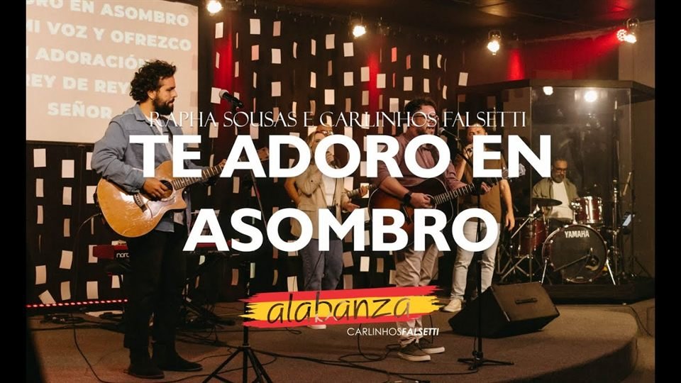 Videoclipe de Te Adoro En Asombro